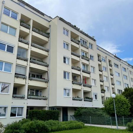 Schone Wohnung Mit Dachterrasse Vienna Exterior photo